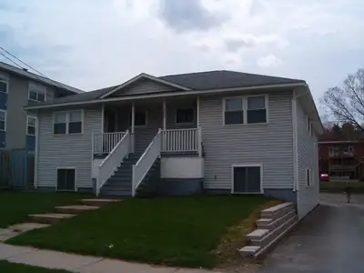 Students!! Available September 1st 4 Bed, 2 Bath, Heat Pump