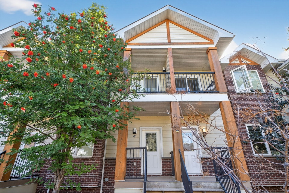 Pets Welcome! 3 Bdrm Townhouse! St. Albert Rentals!! 5