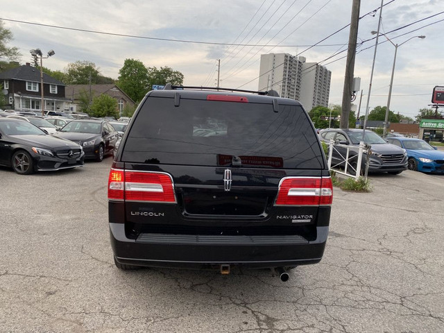 2013 Lincoln Navigator 4WD 4dr in Cars & Trucks in City of Toronto - Image 3