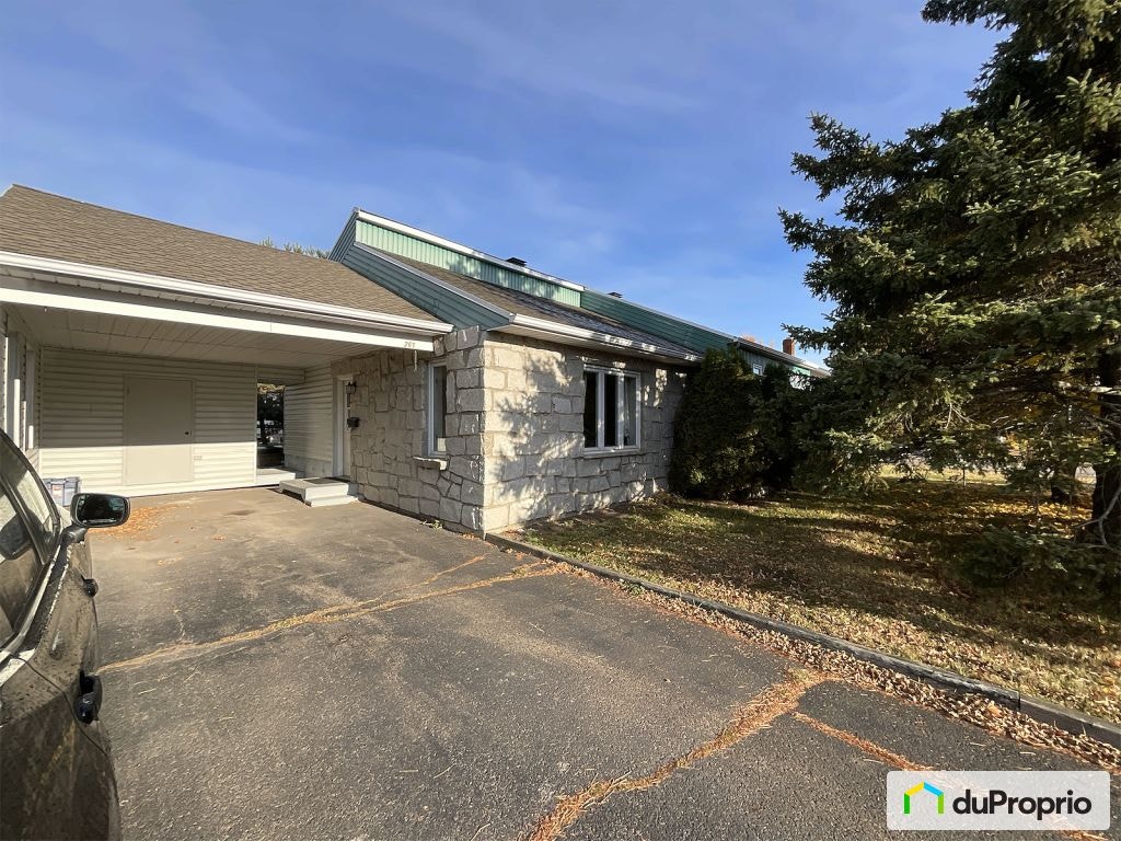 $280,000 - Bungalow for sale in St-Pascal-De-Kamouraska — photo 1