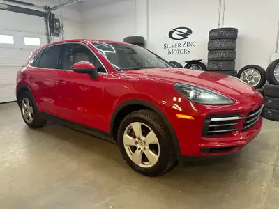 This Cayenne Look and feels like it only has 50k to 60k kilometers exterior and interior *****Excell...