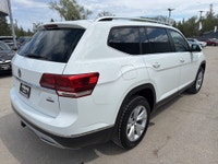 2018 Volkswagen Atlas Highline AWD Luxury • Space • Performance Experience premium comfort and versa... (image 4)