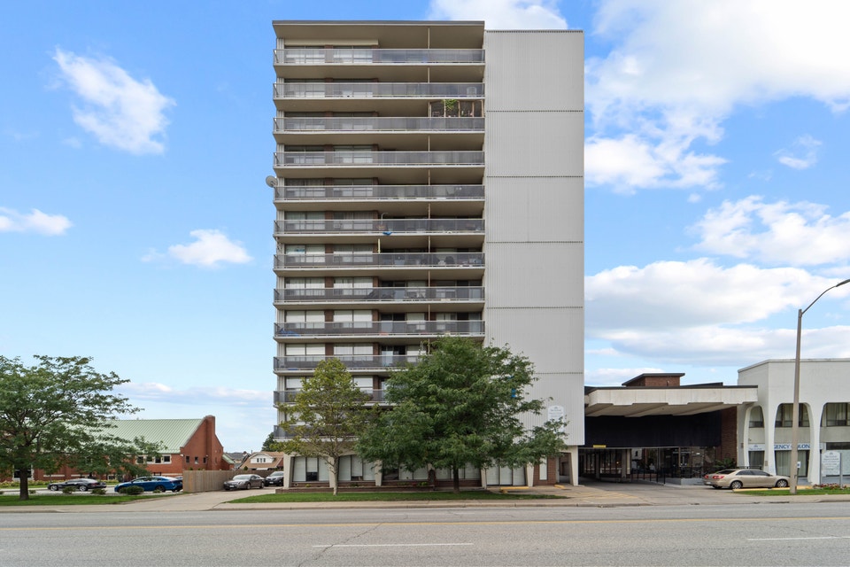 Regency Colonade Apartments - 1 Bedroom, 1 Bath B Apartment for 2