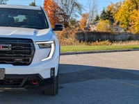 Trailering Package - Wireless Charging - Heated Steering Wheel - Heated Front Seats - Heated Wiper P... (image 5)