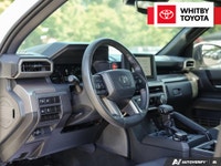 4WD Engine: 4 Cylinder Engine 2.4L L/100Km City: 12.5 L/100Km Hwy: 10.2 (image 6)