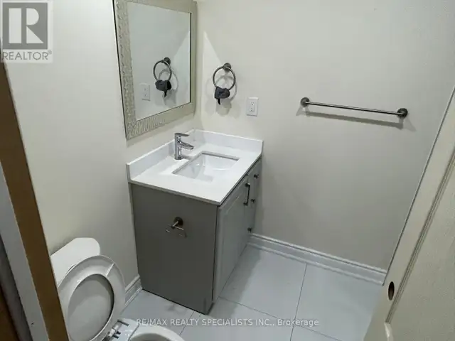 BASEMENT - 11 JORDAN HOFER WAY Vaughan (Vellore Village), Ontari in Long Term Rentals in Markham / York Region - Image 7