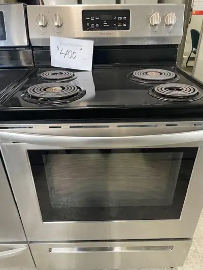 Cuisinière stainless ronds en serpentin Frigidaire, View more