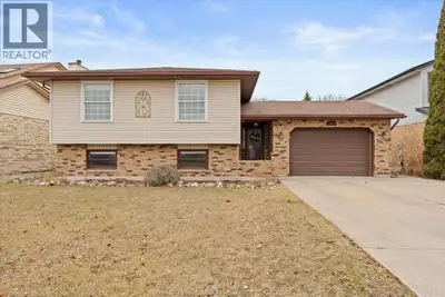 Located in one of Tecumseh's most desirable neighbourhoods, 13292 St. Gregory's Rd offers an unbeata...