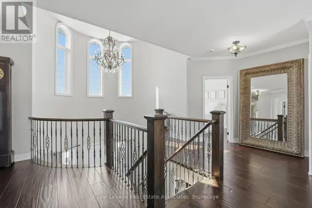 100 CHESSWOOD TRAIL Hamilton, Ontario in Houses for Sale in Oakville / Halton Region - Image 20