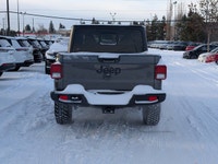 This Jeep Gladiator boasts a Regular Unleaded V-6 3.6 L/220 engine powering this Automatic transmiss... (image 4)