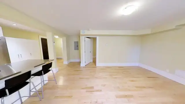 RENOVATED ONE BEDROOM IN BEAUTIFUL SOUTH END HERITAGE PROPERTY! in Long Term Rentals in City of Halifax - Image 8