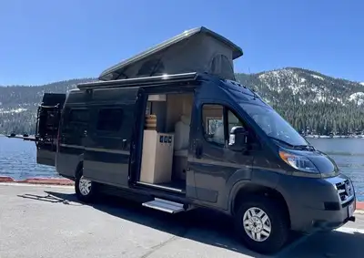 This Amazing B-Class Motorhome is great for travelling around this great country of ours. Just the p...