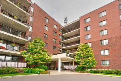 Lanthier Royal Apartments - 2 Bedroom available at 321 Lanthier