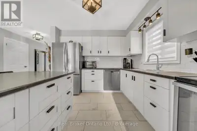 Discover the perfect blend of style, comfort, and modern upgrades at 21 Mackay Street. This beautifu...