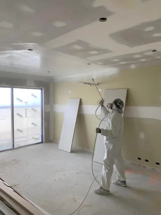 Hiring Need 60 master painters to start today right now! in Construction & Trades in London - Image 2