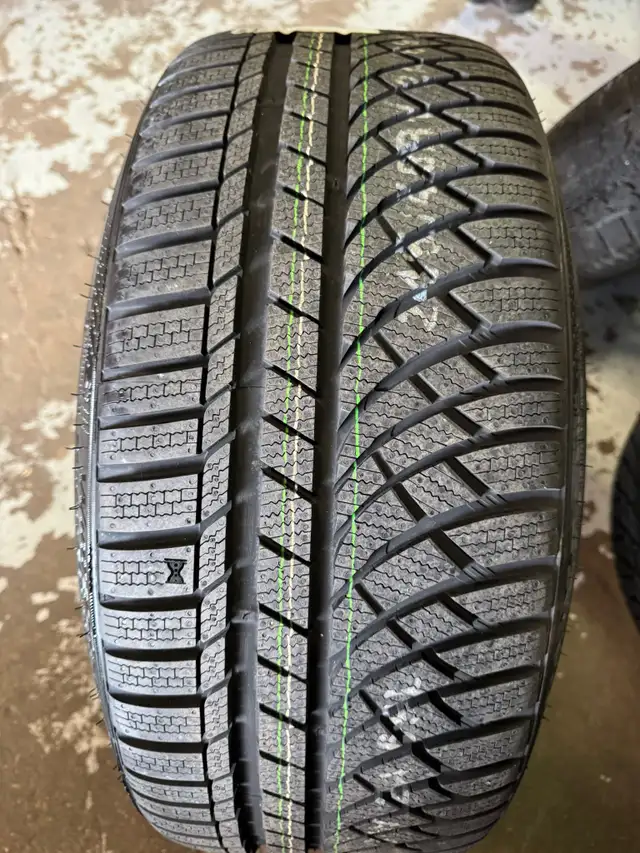 Four New 245/40R20 Kumho WinterCraft WP72 Tires in Tires & Rims in Oakville / Halton Region - Image 4