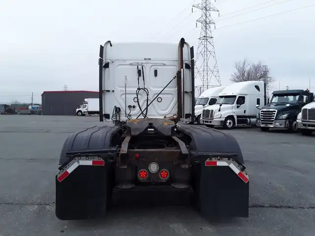 2020 Freightliner Cascadia 125 Sleeper - Selling Fast! in Heavy Trucks in Dartmouth - Image 8