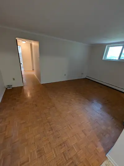Spacious 2 Bedroom Apartment, with brand new Bathroom