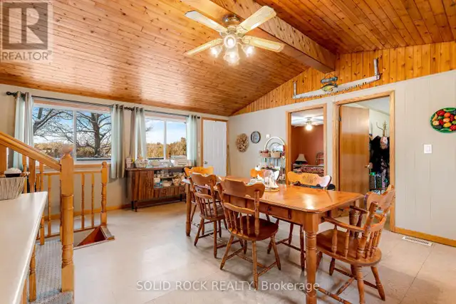 14 LOWER LAKE LANE Frontenac (Frontenac South), Ontario in Houses for Sale in Kingston - Image 9
