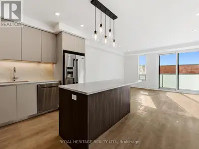 201 - 195 HUNTER STREET E Peterborough East (Central), Ontario