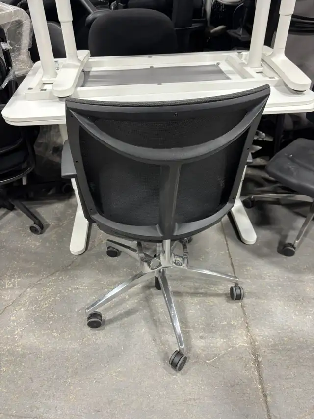 Teknion Visio Synchro Tilt Chair-SitOnIt Seating Torsa Chair!62863277651841123