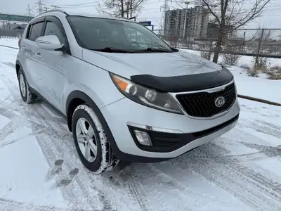 2014 KIA SPORTAGE , AUTOMATIQUE , 4 CYLINDRES , SIÈGES CHAUFFANTS , ( CLAQUE DANS LE MOTEUR ) BLUETO...