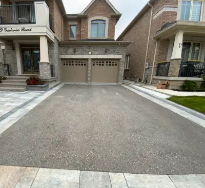 Room for rent in Brampton with bathroom available immediately
