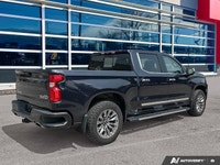 Clean Carfax, New Predator A/T Tires on 20 FUEL Wheels, Dark Ash Metallic 2023 Chevrolet Silverado 1... (image 5)