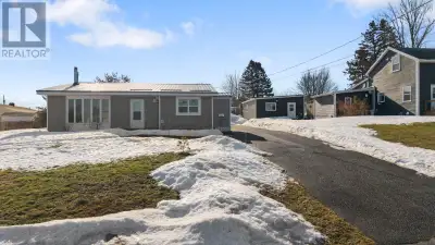 THIS COZY AND affordable 3-bedroom bungalow is the perfect opportunity for first-time buyers or thos...