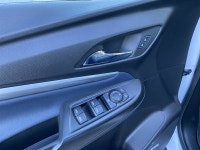 One Owner | Locally Owned - BC Vehicle | Sun and Sound Package | Remote vehicle start | Bluetooth |... (image 8)