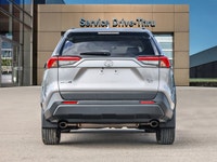 *Sunroof, Heated Steering Wheel, Power Liftgate, Heated Seats, Aluminum Wheels!* The RAV4 opens a wo... (image 5)