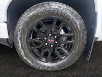 Welcome to Capital GMC! This 2026 GMC Sierra 1500 in Summit White is equipped with 4WD and Turbochar... (image 8)