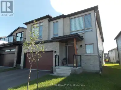 838 CROSSGATE STREET Ottawa, Ontario