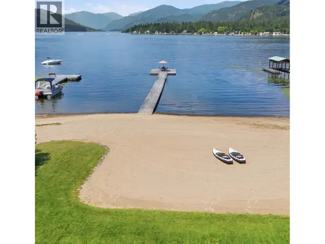 102 SANDNER Road Christina Lake, British Columbia in Houses for Sale in Penticton - Image 5