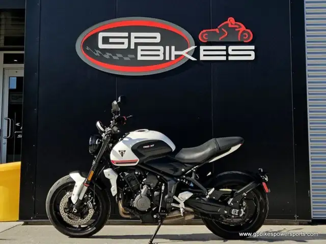 2022 Triumph Trident 660 Crystal White in Street, Cruisers & Choppers in Oshawa / Durham Region - Image 6