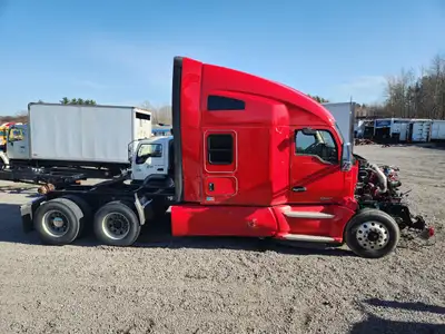 2022 Kenworth T680 Salvage unit for sale stock KW-0879 Cummins ISX15 engine serial 80305962, Eaton E...