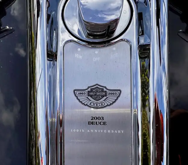 2003 Harley-Davidson Deuce Anniversary in Street, Cruisers & Choppers in Vancouver - Image 6