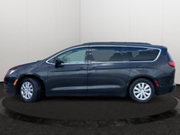 This Chrysler Pacifica has a powerful Regular Unleaded V-6 3.6 L/220 engine powering this Automatic... (image 1)