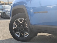 Look at this 2018 Jeep Compass Trailhawk. Its Automatic transmission and Regular Unleaded I-4 2.4 L/... (image 8)