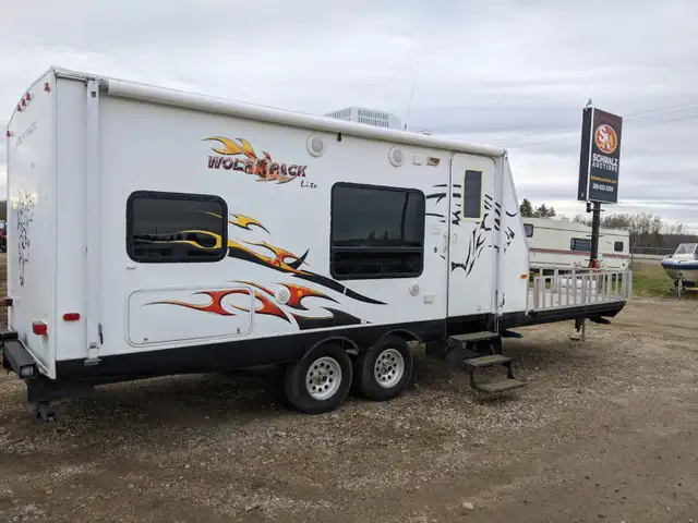 2007 Wolfpack by Cherokee Hunters edition Camper in Travel Trailers & Campers in Prince Albert - Image 3
