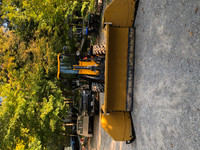 2019 JCB 409 loader with HLA plow