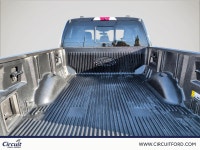 Alliant le légendaire moteur V8Ta 5,0L de 400 chevaux à un habitacle luxueux en cuir, le Ford F-150... (image 6)