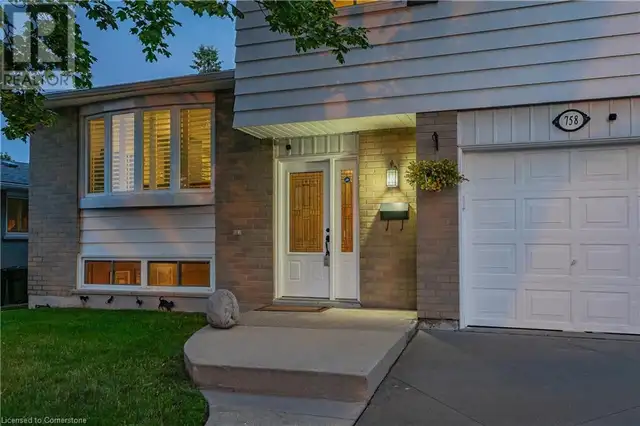 758 KUMMER Crescent Cambridge, Ontario62865714147458124