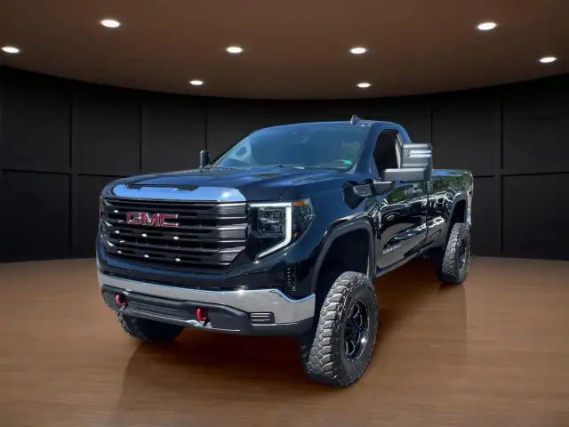2024 GMC Sierra 1500 Pro -Clean Carfax-Low Kilometers-Off Roa...