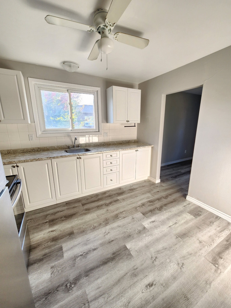 Move Into This Gorgeous Renovated 2 Bedroom with Balcony 2