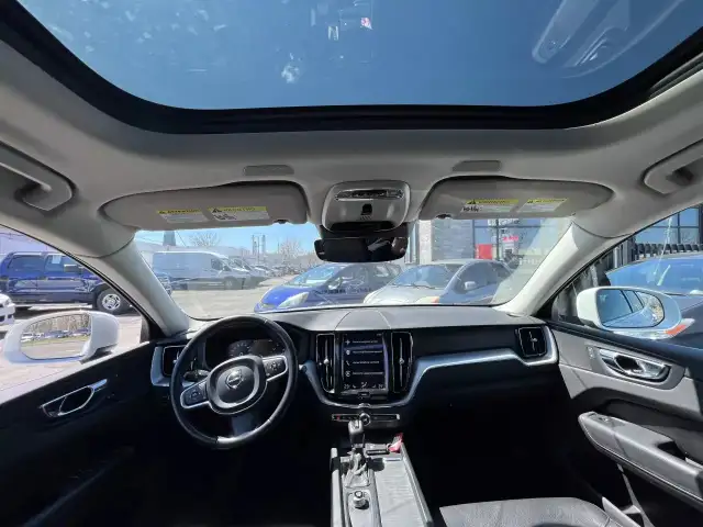 2018 VOLVO XC60 T5 Momentum in Cars & Trucks in Laval / North Shore - Image 14
