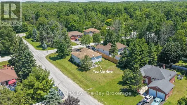 2 BIRCHMOUNT CIRCLE Wasaga Beach, Ontario in Houses for Sale in Oakville / Halton Region - Image 41