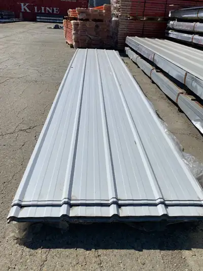 STEEL SIDING SALE - BOOST YOUR HOME'S CURB APPEAL! High-Quality Material: 29 gauge steel siding offe...