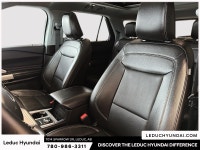 2024 Ford Explorer Limited Experience the Ford Explorer Limited with just 15373 km, finished in a sh... (image 8)