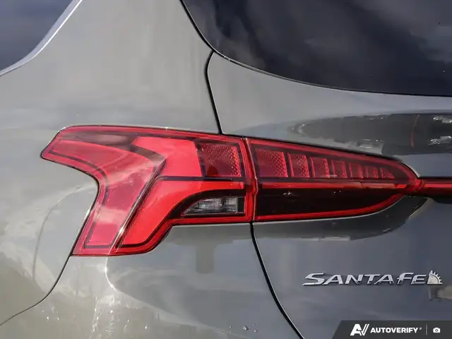 2023 Hyundai Santa Fe Preferred w/Trend Package Low Km | Leat...5905358261118668811